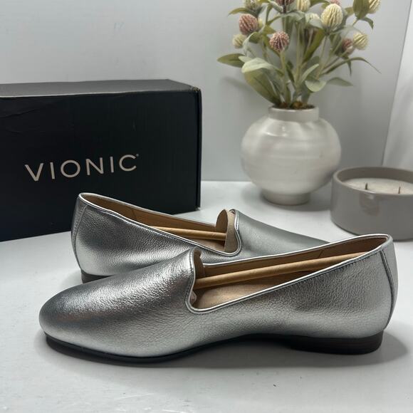 Vionic Willa II Leather Slip On Flat Silver Women's 7 M NWB Comfort Arch Support - Picture 6 of 10